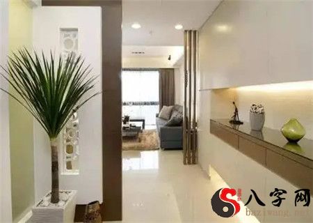 大门对着阳台如何解决