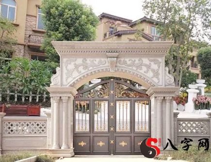 别墅大门朝向东北方位如何