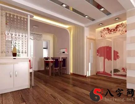 客厅对厕所门有什么如何处理办法