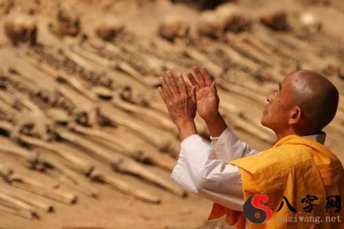 梦到和出家里的人交谈