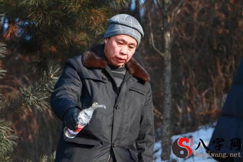 梦到活着的爷爷死掉