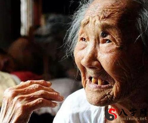 梦到已死的亲戚哭了