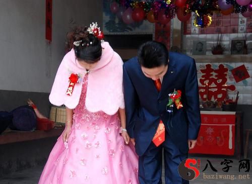 梦到傻子娶妻子