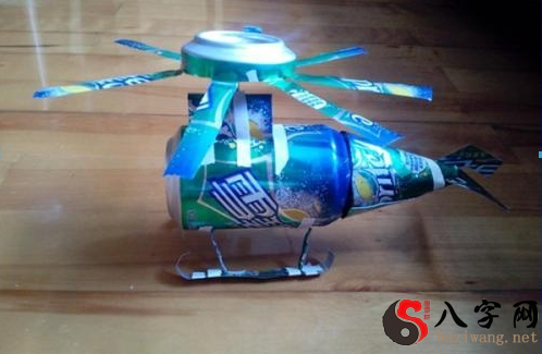 梦到易拉罐划脚