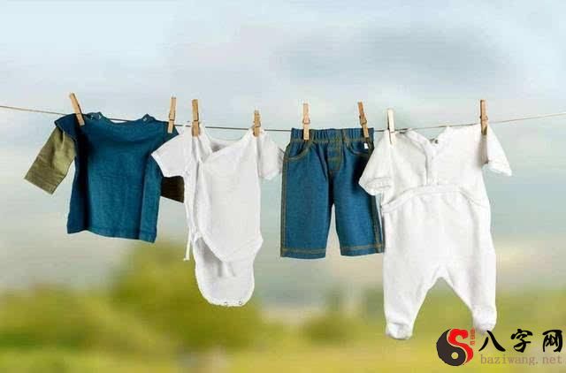 梦到洗衣服晒干