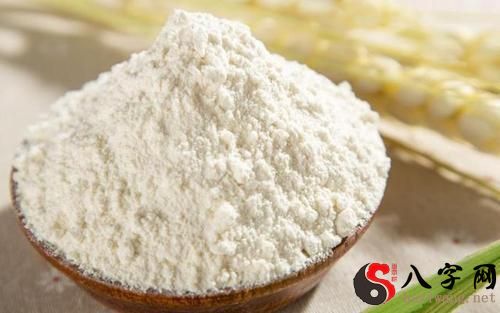 梦到用面粉做面包