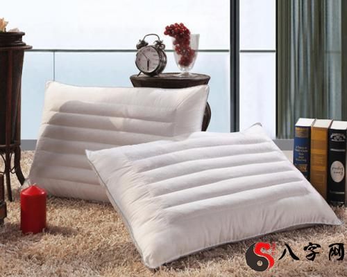 梦到枕头被子很脏