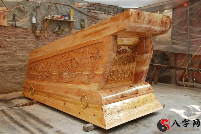 梦到棺材和死人