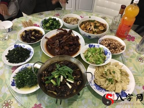 梦到去他人家吃饭