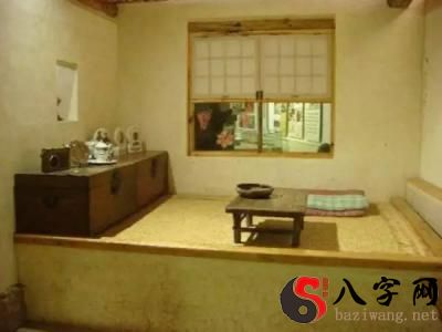 梦到坐班车迟到