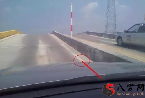 梦到开车上陡坡突然熄火