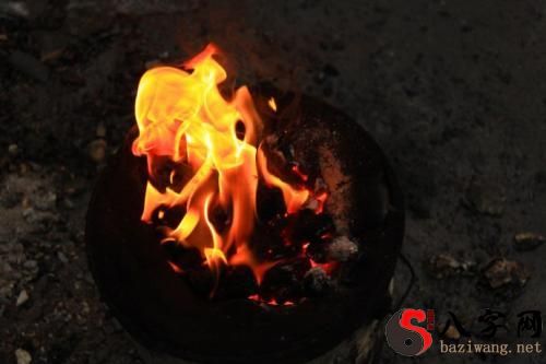 梦到炉子火旺