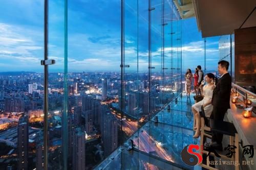 梦到一座大楼因雨倒掉