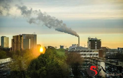 梦到烟囱喷火花