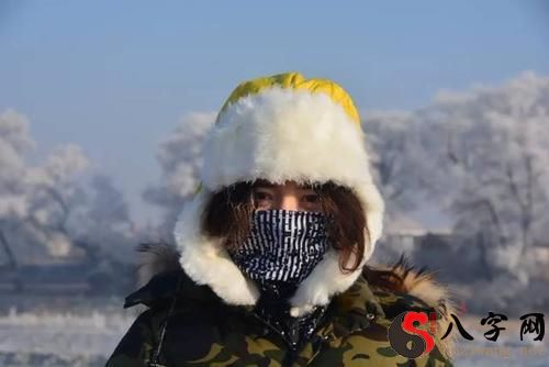 梦到洗头发后结冰