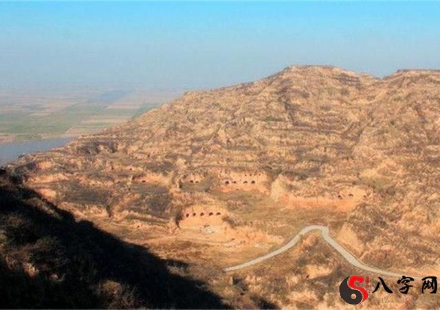 梦到河里发大水