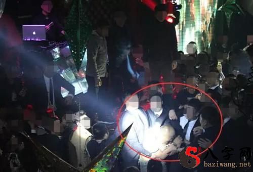 梦到酒吧被人搭讪