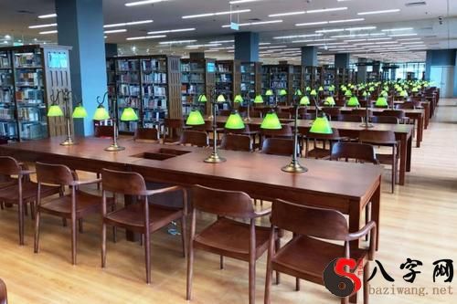 梦到当了图书馆馆长