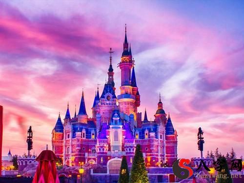 梦到独自去迪士尼乐园玩