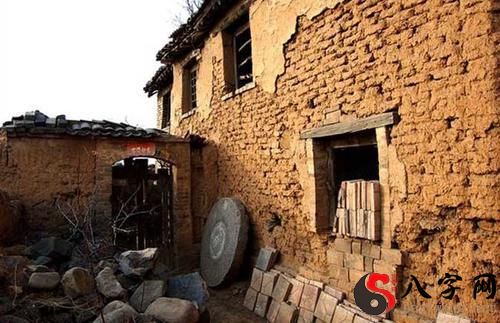 梦到回到老房屋