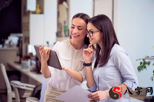 梦到办公室被换