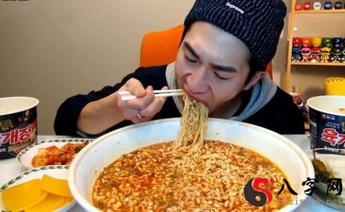 梦到前男友吃面