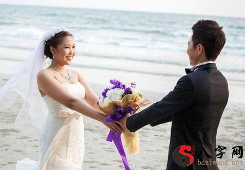 梦到男友和他人结婚