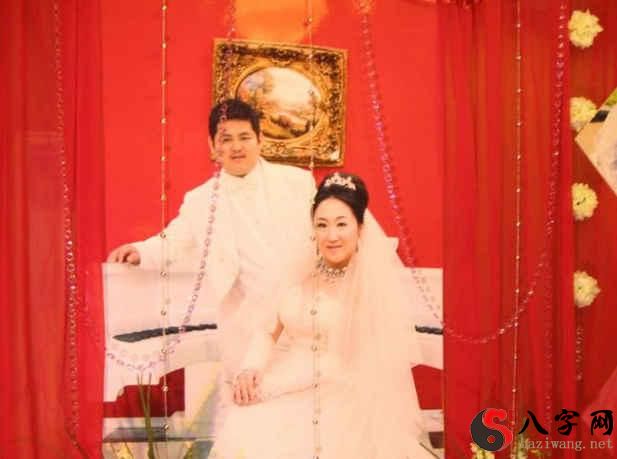 梦到女儿结婚的情景