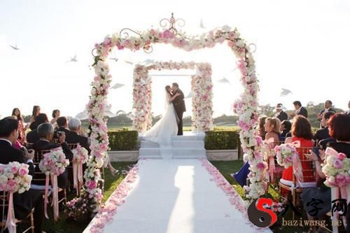 梦到被逼着结婚